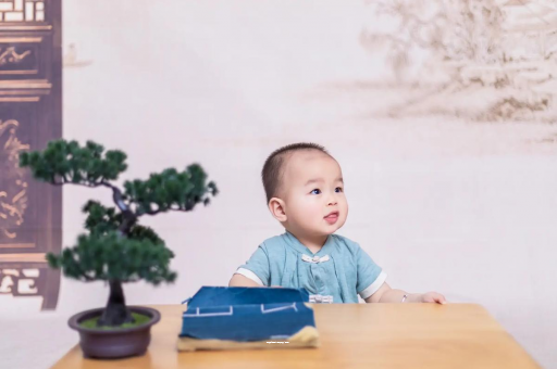 绥化宝宝眼屎多是什么原因 绥化宝宝眼屎多是什么原因